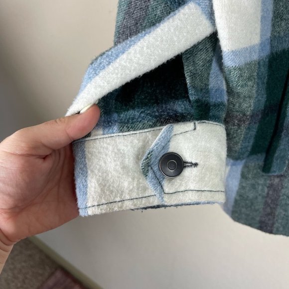 Zara Plaid Shacket - Picture 13 of 15